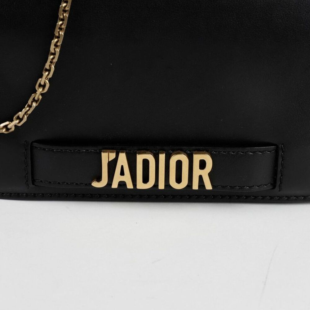 Chain Clutch Crossbody Bag - Picture 2 of 10